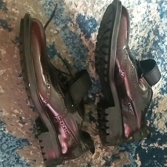 Intensi wingtip leather shoes - Picture 1 of 4